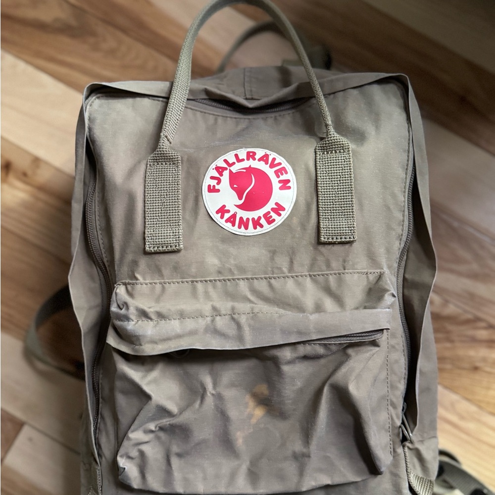 Kånken Olive Green Backpack